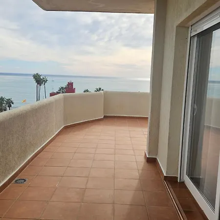 Daire The Floating Terrace - Frontline Sea View *